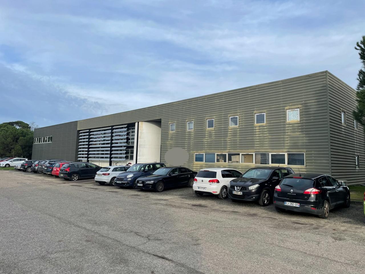Entrepôt Blanquefort 4284m² Vente entrepôt Blanquefort Gironde OVLOG2424321 0